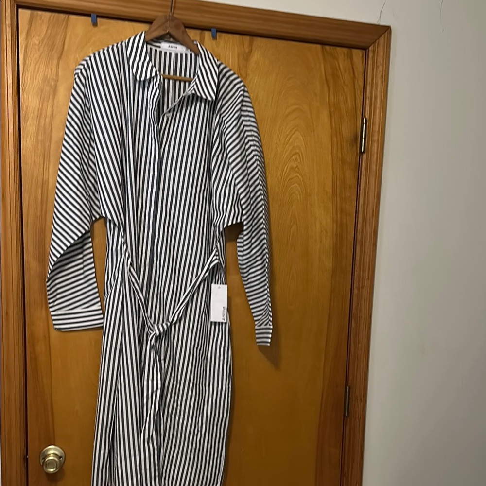 JustFab Black and White Striped Long Sleeve Dress
